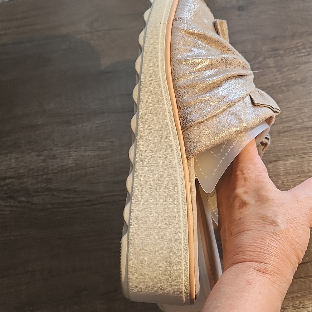 Clarks Suede Sparkle Slip-On Shoe - Neutral Tan - Picture 4 of 10